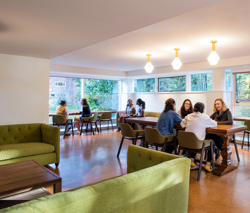 Wls103upper_lounge_copy_icon@2x